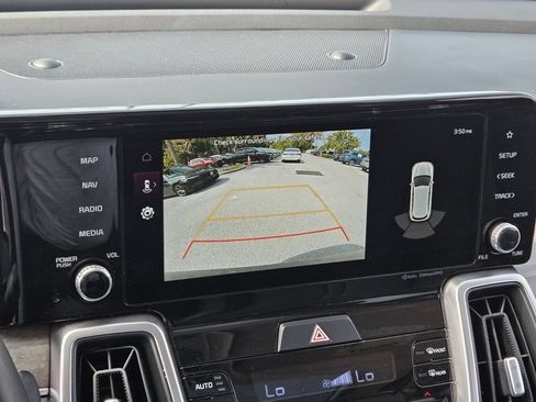 Used 2023 Kia Sorento EX w/ Panoramic Sunroof Package FWD image 25