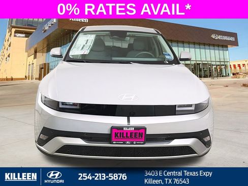 New 2026 Hyundai Ioniq 5 SEL image 2