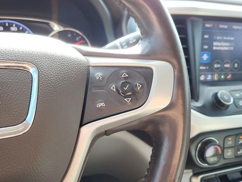 Certified 2022 GMC Acadia SLT w/ Technology Package image 23