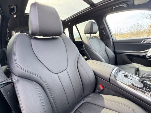 Used 2021 BMW X5 xDrive40i w/ Convenience Package AWD/4WD image 30