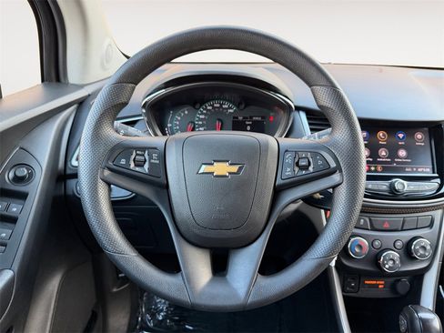 Used 2021 Chevrolet Trax LS w/ Tint and Cruise Package image 23