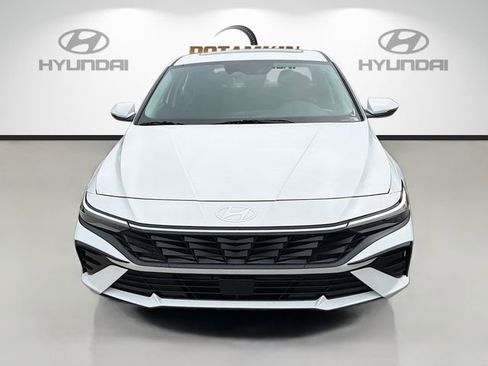 New 2026 Hyundai Elantra Limited image 2