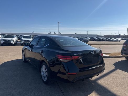Certified 2023 Nissan Sentra S image 13