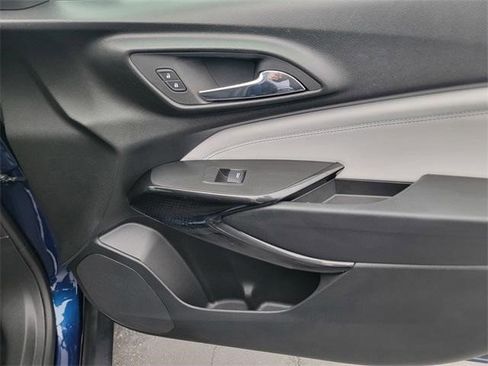 Certified 2024 Chevrolet Trax LT w/ Driver Confidence Package image 22