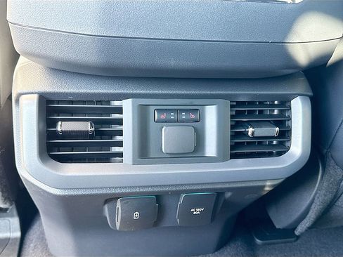 New 2025 Ford F150 Lariat w/ Equipment Group 502A High image 41