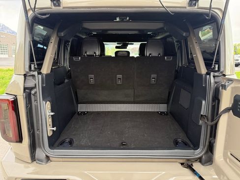 Used 2025 Ford Bronco Outer Banks image 14