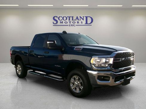 Used 2024 RAM 2500 Big Horn w/ Bed Utility Group image 4