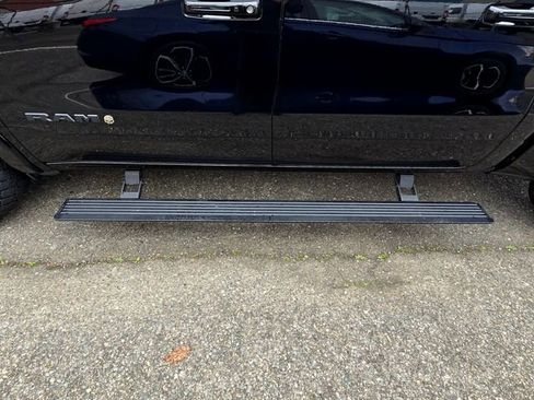 Certified 2020 RAM 1500 Laramie image 32