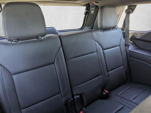 Used 2023 Chevrolet Tahoe Z71 w/ Luxury Package image 21