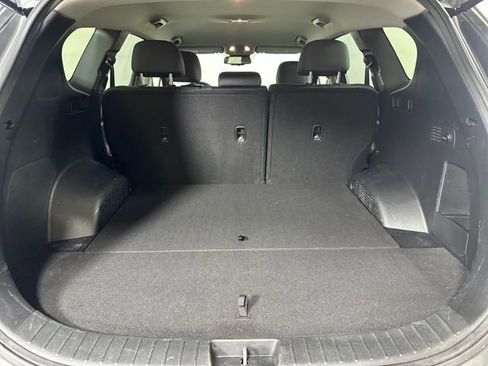 Used 2019 Hyundai Santa Fe SEL w/ Cargo Package image 26