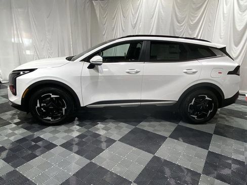 New 2026 Kia Sportage EX FWD image 5