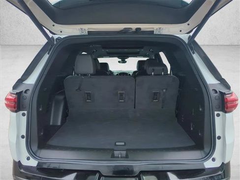 Used 2023 Chevrolet Traverse Premier w/ Redline Edition AWD/4WD image 7