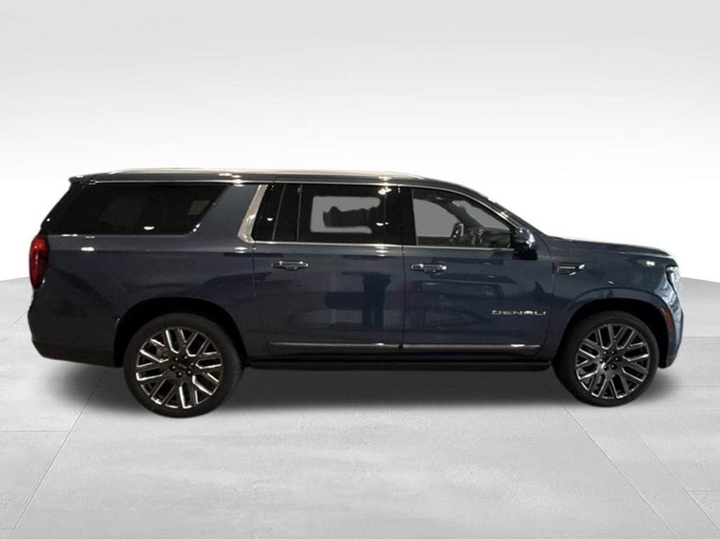 New 2026 GMC Yukon XL Denali Ultimate AWD/4WD image 8