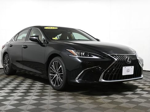 Used 2023 Lexus ES 350 w/ Premium Package FWD image 9