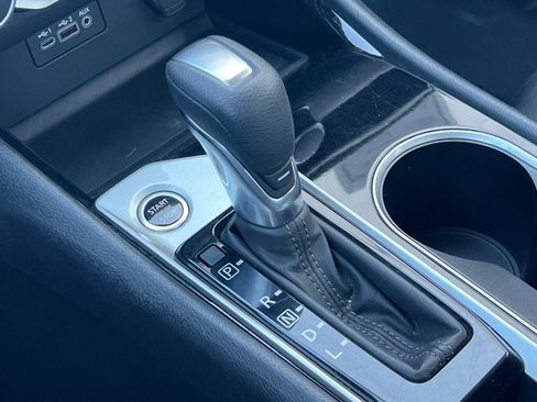 Used 2024 Nissan Altima 2.5 SV image 22