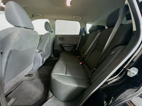 Used 2023 Nissan Rogue S image 26