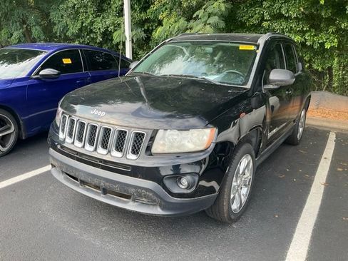 Used 2012 Jeep Compass Limited w/ Sun/Sound Group FWD image 12