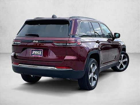 Used 2025 Jeep Grand Cherokee Limited 4xe AWD/4WD image 2