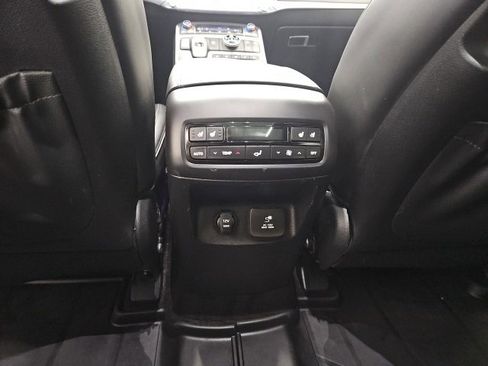 Used 2022 Hyundai Palisade Calligraphy image 35