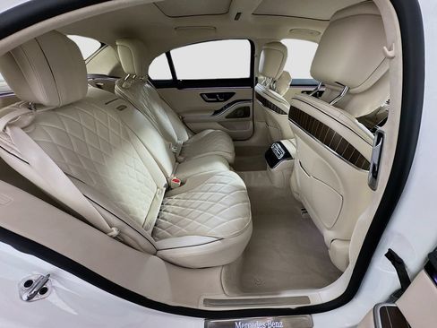 Certified 2023 Mercedes-Benz S 580 4MATIC Sedan image 33