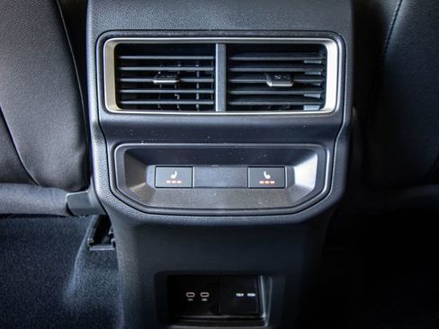 New 2026 Volkswagen Atlas Cross Sport SEL Premium R-Line AWD/4WD image 33