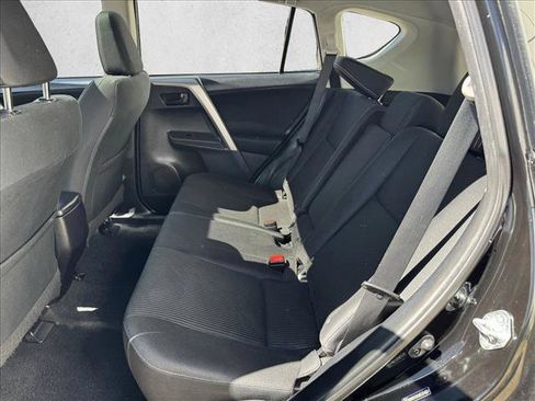 Used 2013 Toyota RAV4 XLE AWD/4WD image 17