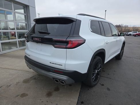 Certified 2025 GMC Acadia Elevation w/ Elevation Premium Package image 10