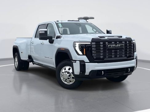 New 2026 GMC Sierra 3500 Denali Ultimate AWD/4WD image 1