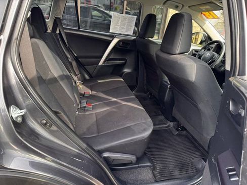 Used 2018 Toyota RAV4 LE w/ All Weather Liner Package image 27