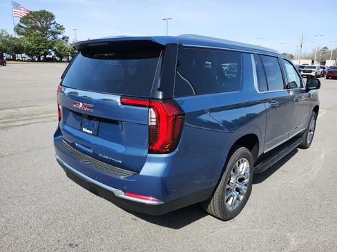 New 2026 GMC Yukon XL Elevation w/ Elevation Premium Package image 3