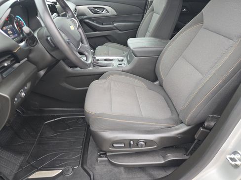 Used 2021 Chevrolet Traverse LT w/ LPO, Floor Liner Package image 19