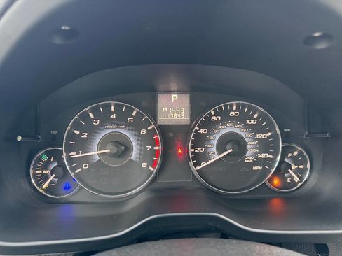 Used 2010 Subaru Outback 2.5i Premium image 12