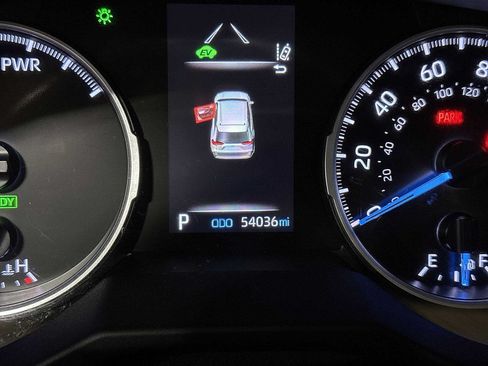 Used 2022 Toyota RAV4 LE AWD/4WD image 19