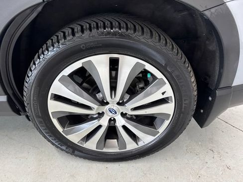 Used 2020 Subaru Ascent Limited w/ Technology Package AWD/4WD image 9