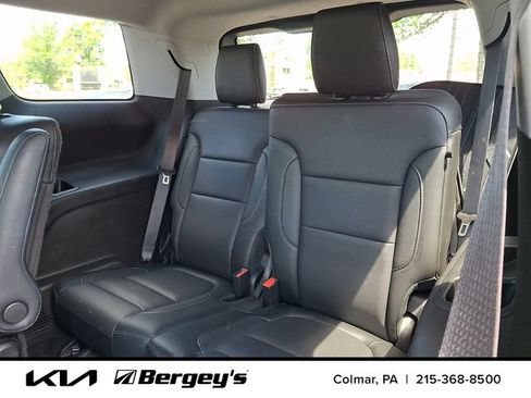 Used 2019 GMC Acadia SLT AWD/4WD image 13