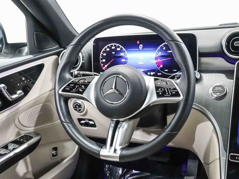 Used 2024 Mercedes-Benz C 300 Sedan image 18