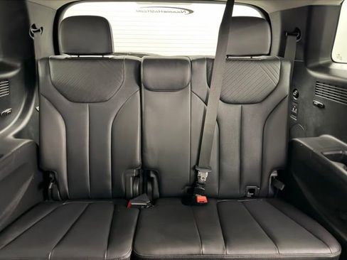 Used 2024 Hyundai Palisade SEL w/ Premium Package image 15