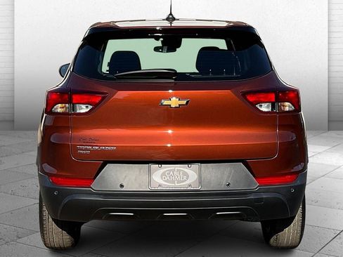 Used 2021 Chevrolet TrailBlazer LS image 3