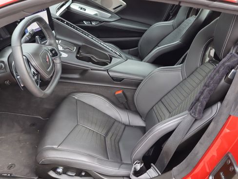 Used 2024 Chevrolet Corvette Stingray Premium Conv w/ Chrome Exterior Badge Package image 14