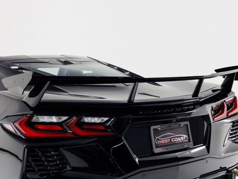 Used 2020 Chevrolet Corvette Stingray Premium Cpe w/ 3LT Preferred Equipment Group image 74