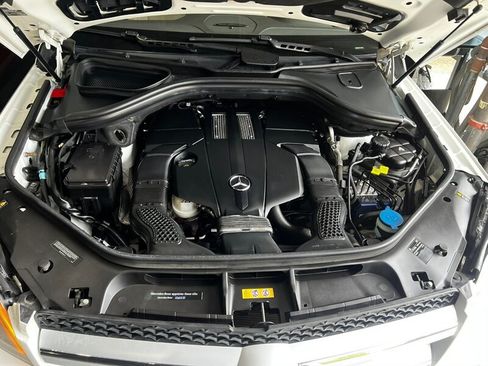 Used 2015 Mercedes-Benz GL 450 4MATIC image 53