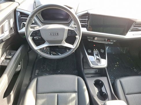 Used 2024 Audi Q4 e-tron Premium Plus image 12