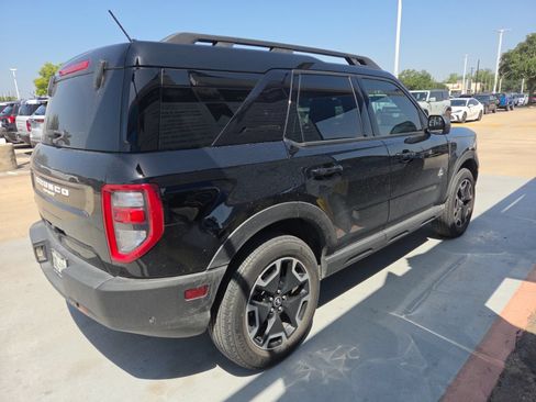 Used 2022 Ford Bronco Sport Outer Banks w/ Tech Package AWD/4WD image 3