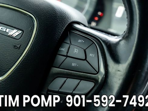 Used 2019 Dodge Challenger SXT image 22