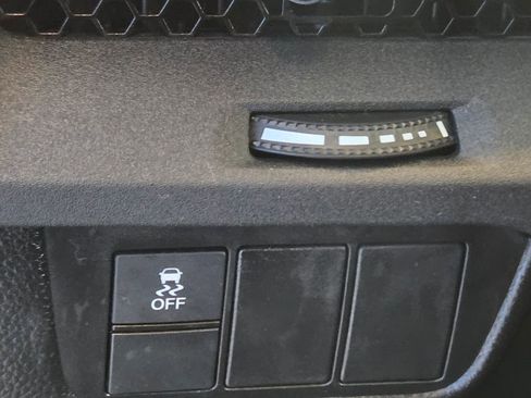 Certified 2025 Honda CR-V EX image 33