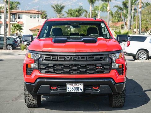 Used 2025 Chevrolet Silverado 1500 Custom Trail Boss AWD/4WD image 2