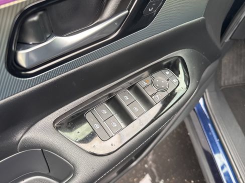 Used 2025 Nissan Murano SL AWD/4WD image 16
