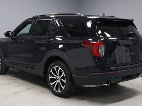 Certified 2024 Ford Explorer ST-Line w/ Class IV Trailer Tow Package image 10