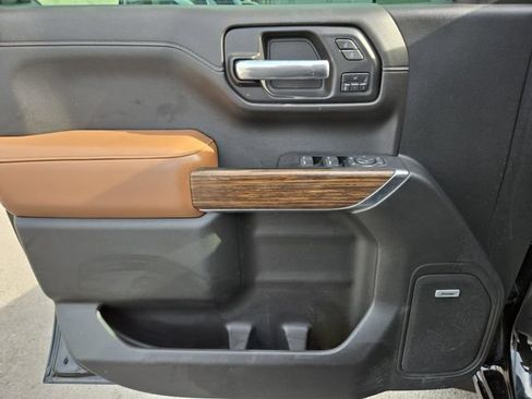 Used 2019 Chevrolet Silverado 1500 High Country AWD/4WD image 18