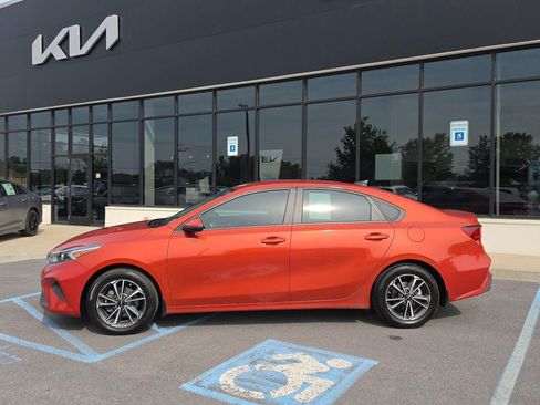 Certified 2023 Kia Forte LXS w/ LXS Technology Package FWD image 2